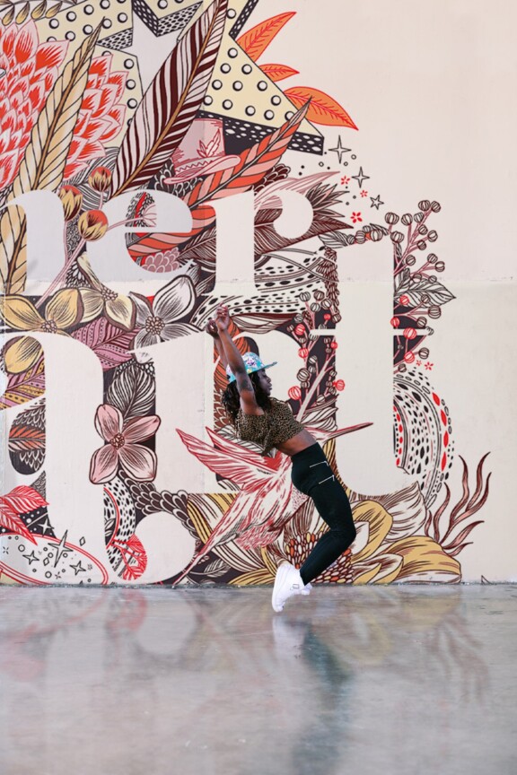 Segerstrom_StreetPerformer_MockUp_01-min-scaled