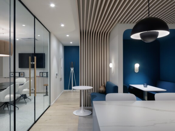 Office_Websize_Main3-min